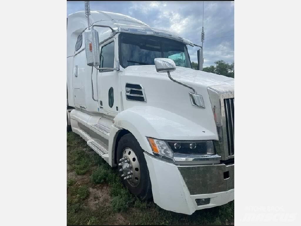 Western Star 5700XE Tahače