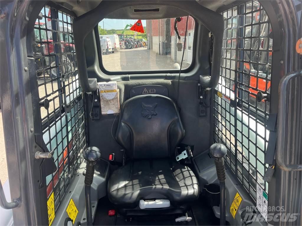 Bobcat S550 Smykem řízené nakladače