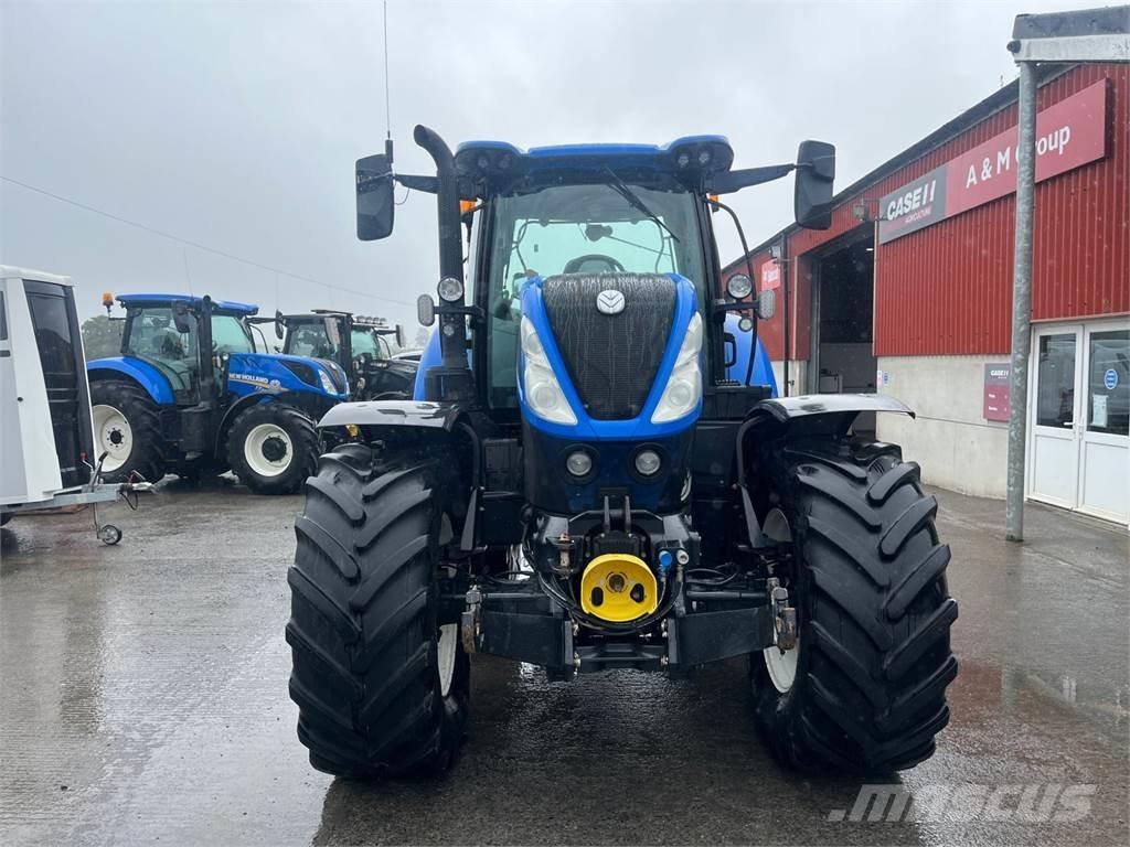 New Holland T7.210 Traktory