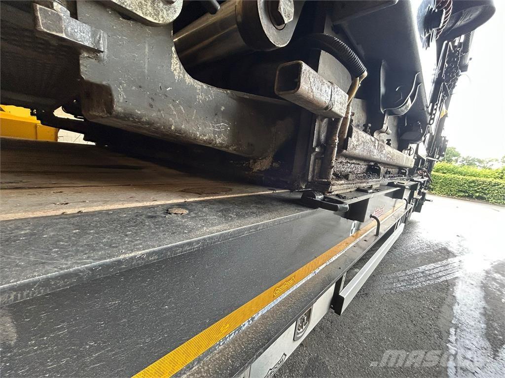  P7820C P7820C Finišery