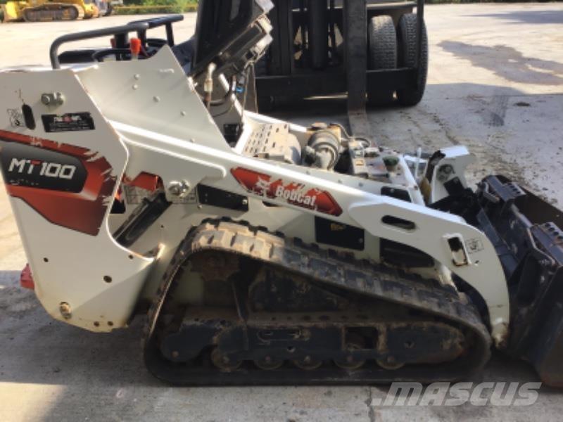 Bobcat MT100 Smykem řízené nakladače