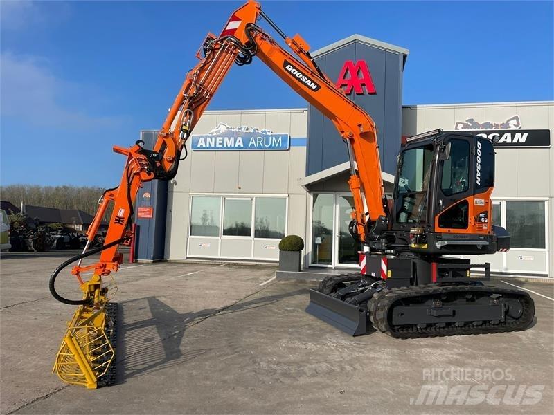 Doosan DX63-3 Midi rýpadla 7t - 12t
