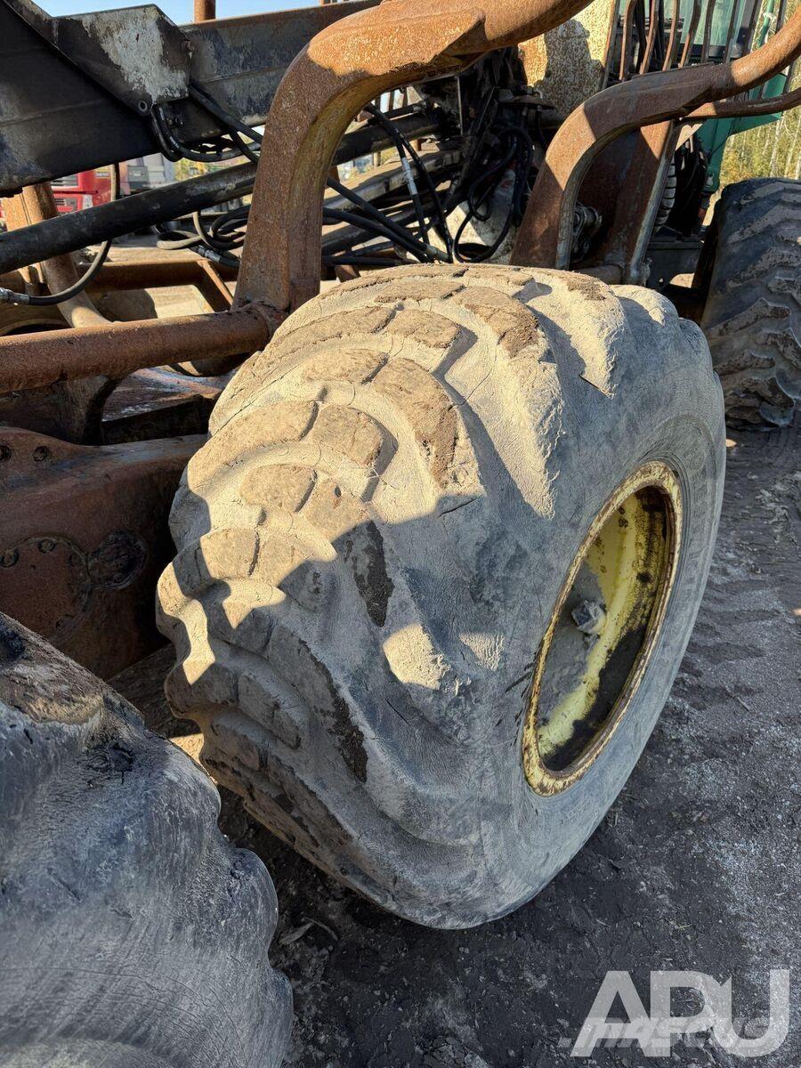 Timberjack  Vyvážecí traktory