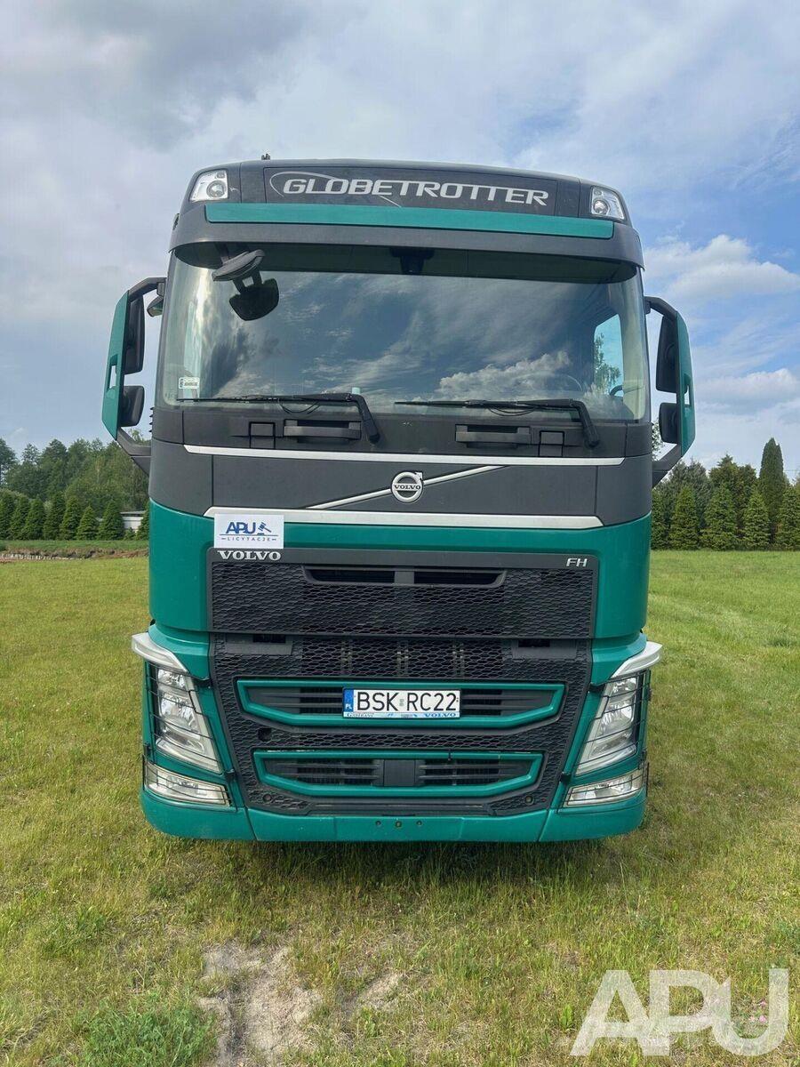 Volvo FH500 Vozy na přepravu kmenů