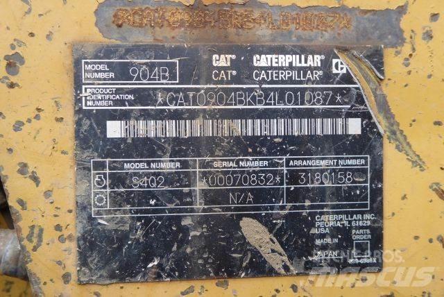CAT 904B Kolové nakladače