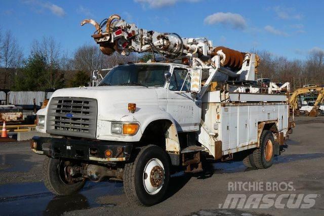 Ford F Series Mobilní vrtná souprava