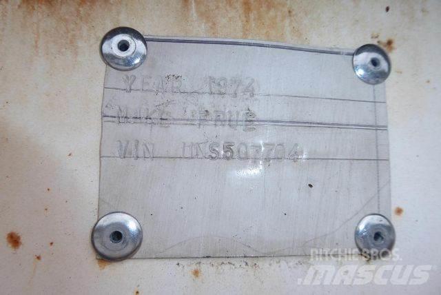 Fruehauf Bulk Cisternové přívěsy
