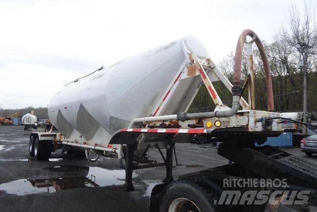 Fruehauf Bulk Cisternové přívěsy