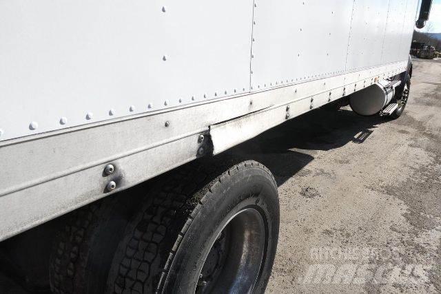 Kenworth T300 Skříňová nástavba