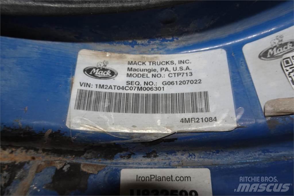 Mack CTP713 Domíchávače betonu