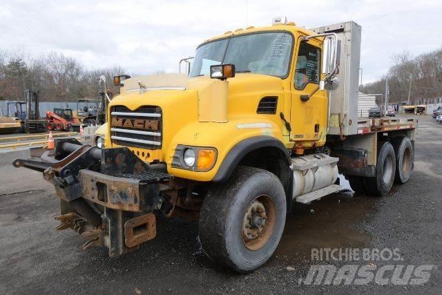 Mack CV713 Valníky/Sklápěcí bočnice