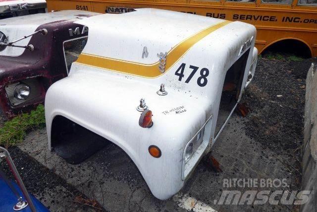 Mack R690T Doprava – ostatní