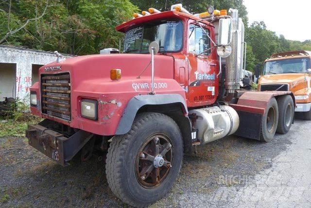 Mack RD688SX Nákladní vozidlo bez nástavby