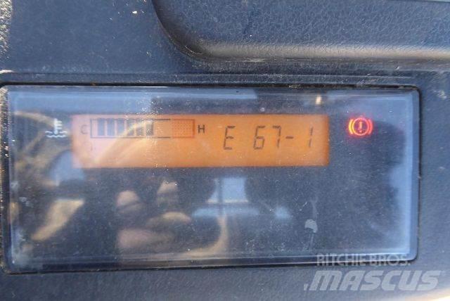 Toyota 8FGCU25 Další