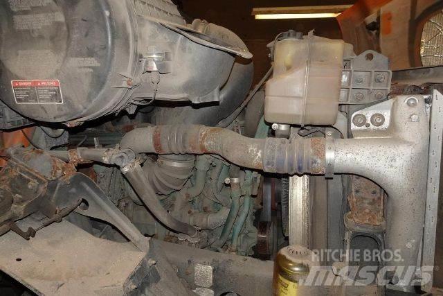 Volvo VNM42T Nákladní vozidlo bez nástavby