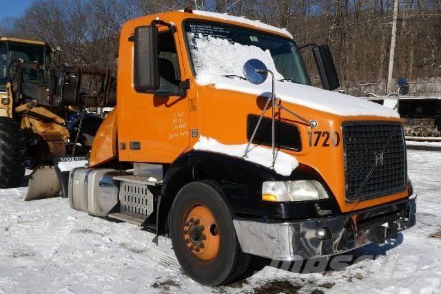 Volvo VNM42T Nákladní vozidlo bez nástavby