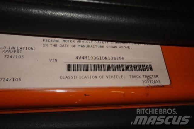 Volvo VNM42T Nákladní vozidlo bez nástavby