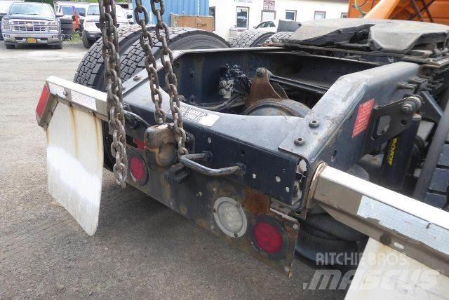 Volvo VNM64T Nákladní vozidlo bez nástavby