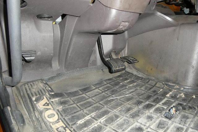 Volvo VNM64T Nákladní vozidlo bez nástavby