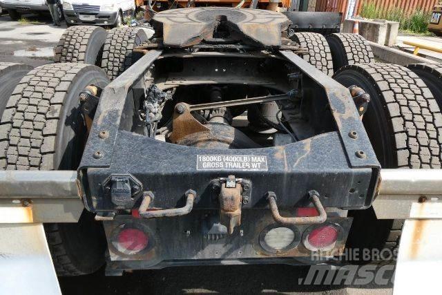 Volvo VNM64T Nákladní vozidlo bez nástavby