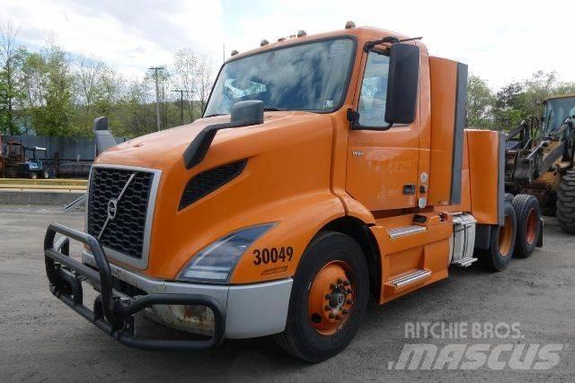 Volvo VNR64T300 Nákladní vozidlo bez nástavby