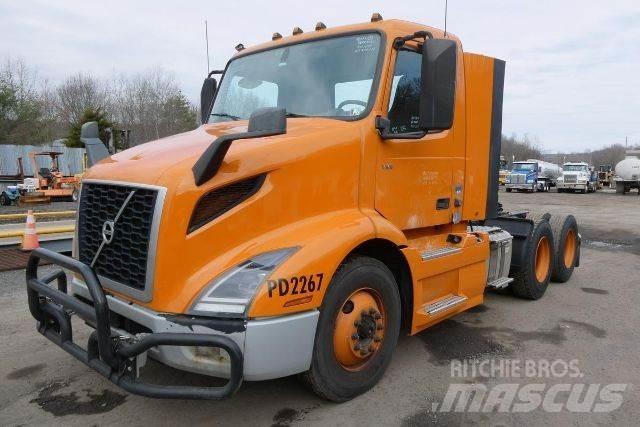 Volvo VNR64T300 Nákladní vozidlo bez nástavby