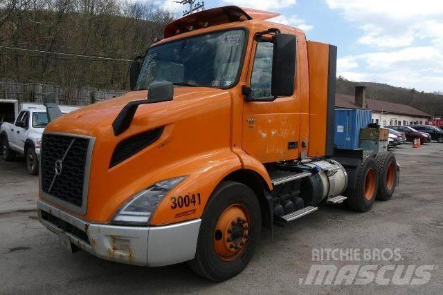 Volvo VNR64T300 Nákladní vozidlo bez nástavby