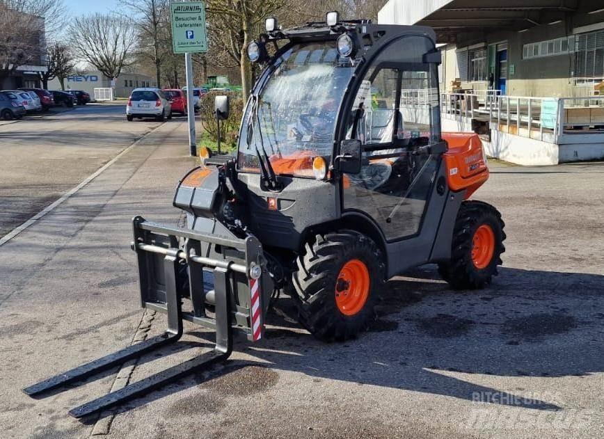 Ausa T144H Teleskopické manipulátory