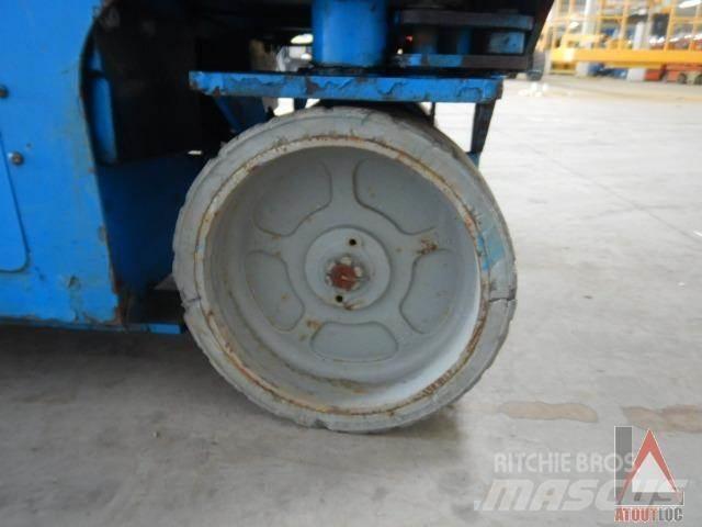 Genie GS-2032 Kloubové plošiny