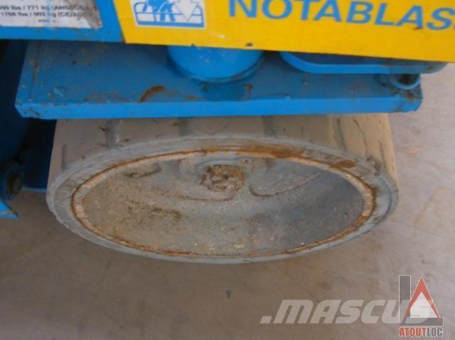 Genie GS-2032 Kloubové plošiny