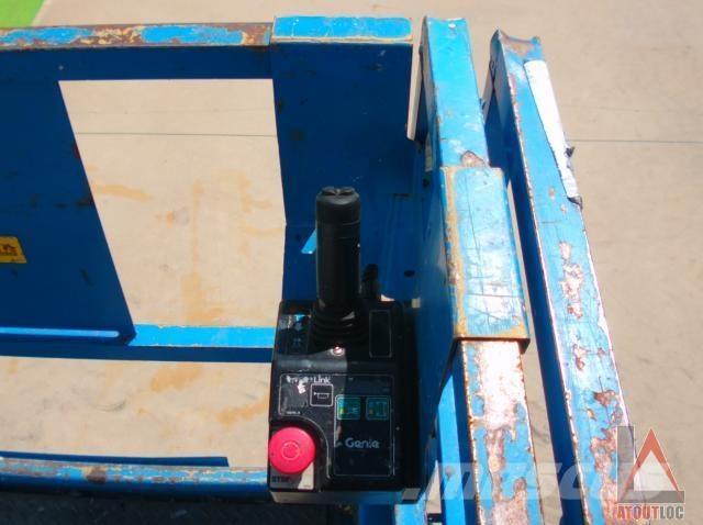 Genie GS-2669DC Kloubové plošiny