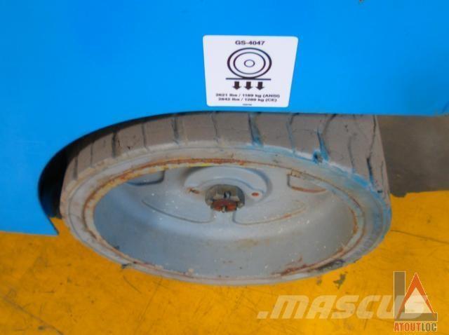 Genie GS-4047 Kloubové plošiny