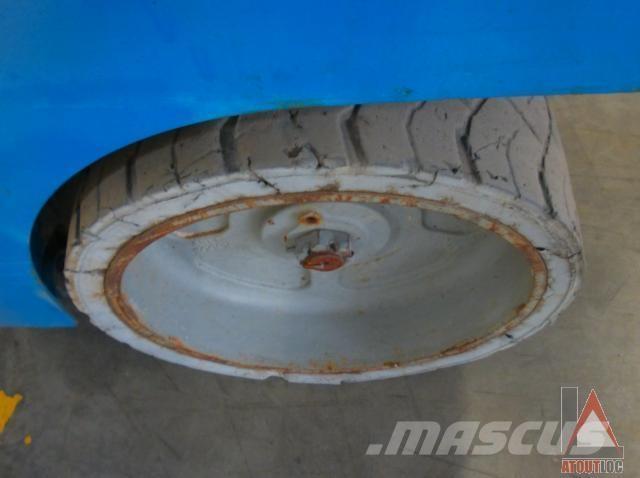 Genie GS-4047 Kloubové plošiny