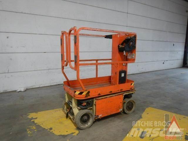 JLG 1230ES Kloubové plošiny