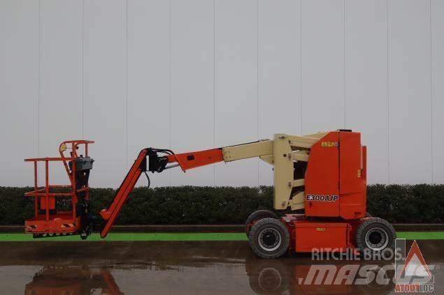 JLG E300AJP Kloubové plošiny