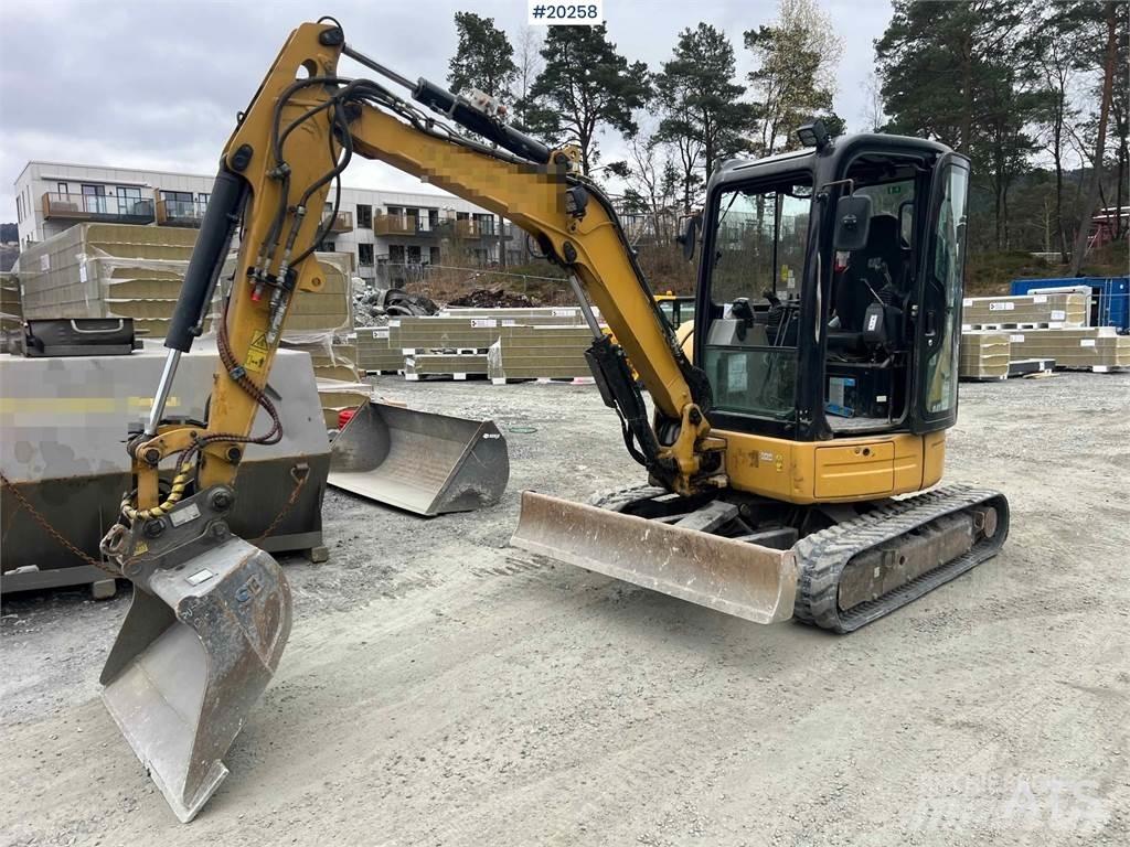CAT 303.5ECR Pásová rýpadla