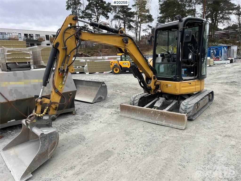 CAT 303.5ECR Pásová rýpadla