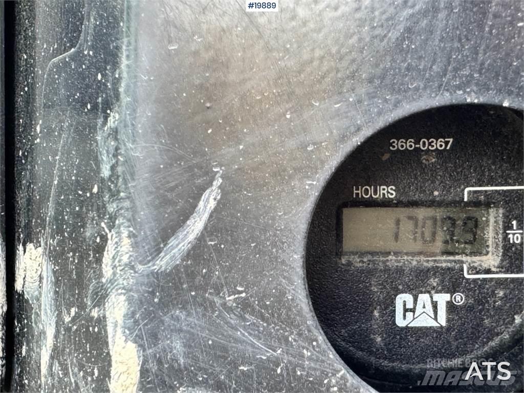 CAT 305.5E2 Pásová rýpadla