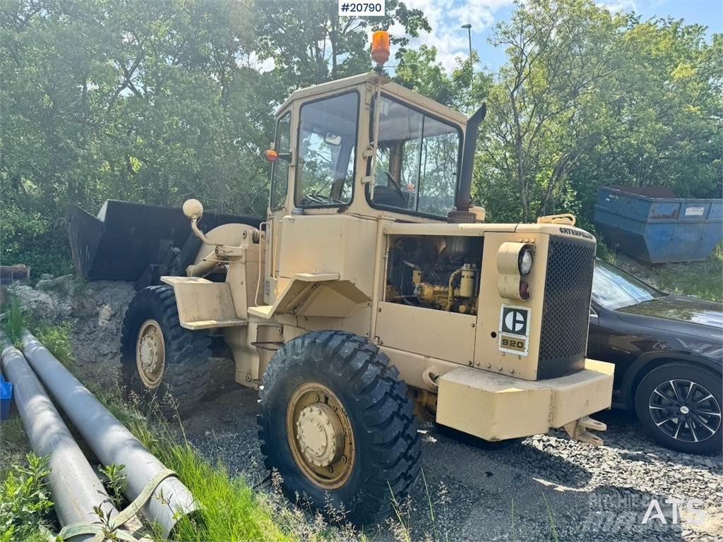 CAT 920 Kolové nakladače