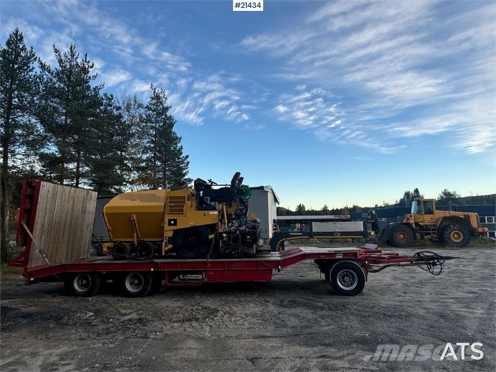 CAT AP 300 Finišery