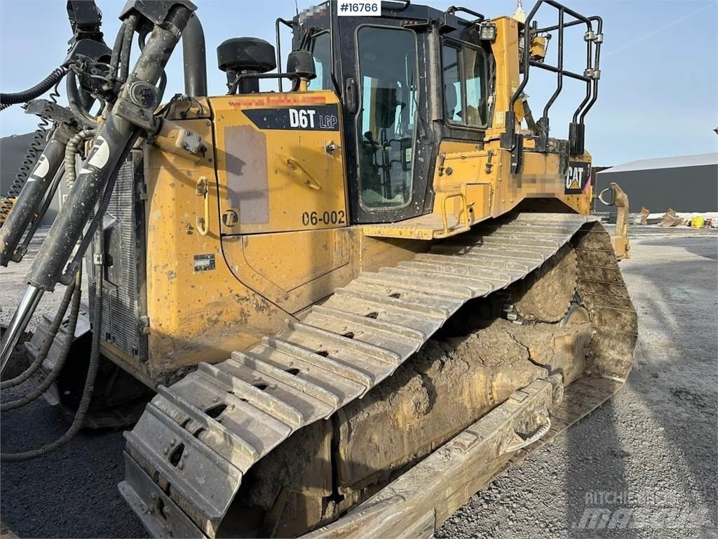 CAT D6T Pásové dozery