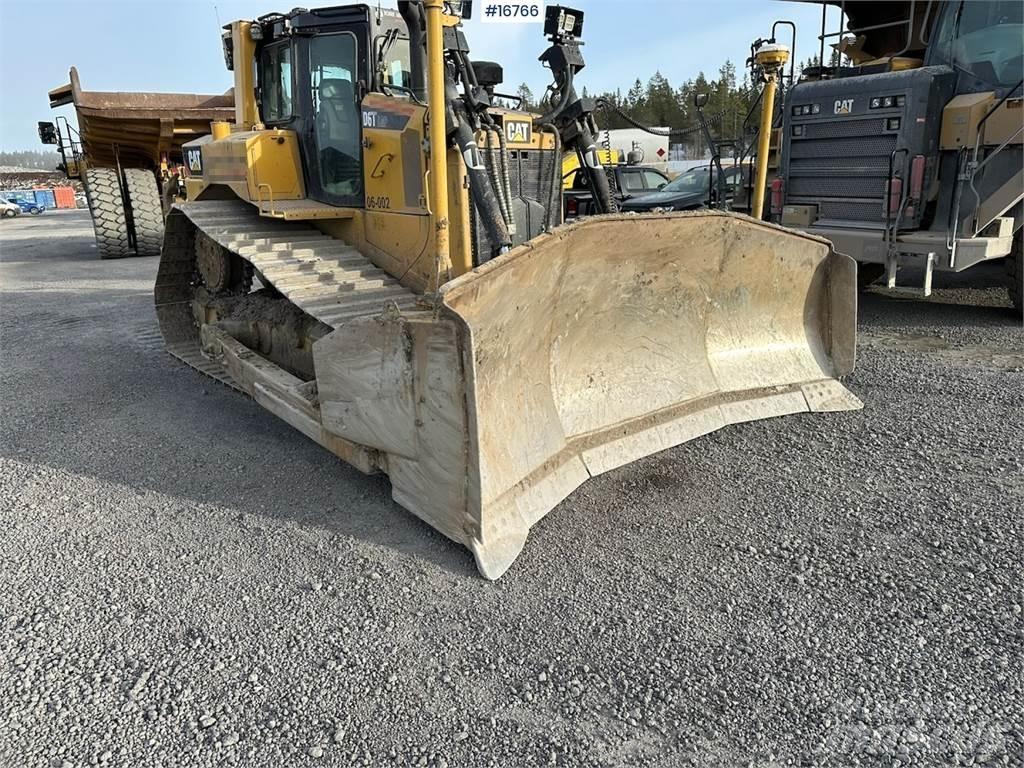 CAT D6T Pásové dozery