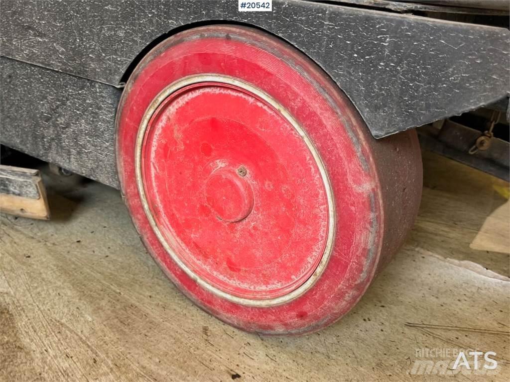 Comac Ultra 100 BS Stavebnictví - ostatní