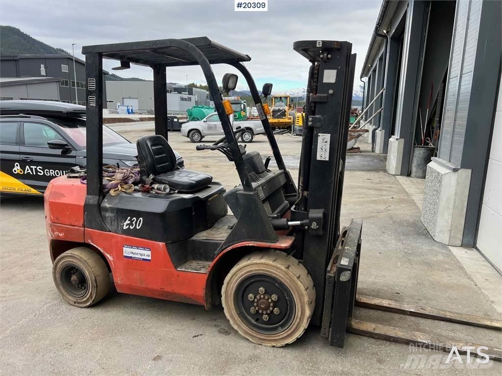  Gaffeltruck FG301 Manipulace s materiálem – ostatní