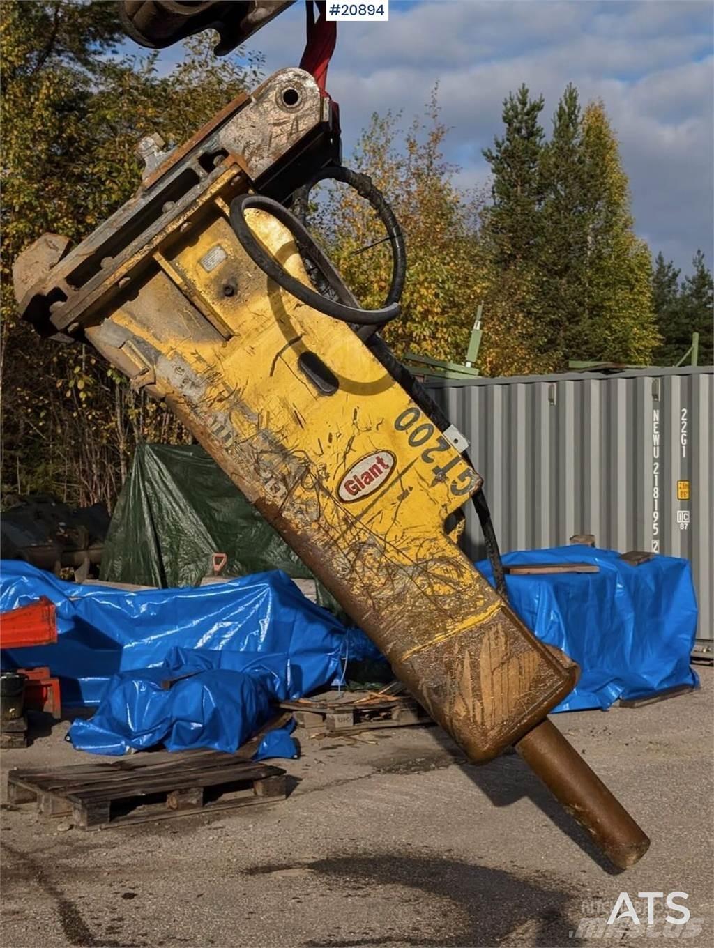 GiANT GT200 Bourací kladiva / Sbíječky