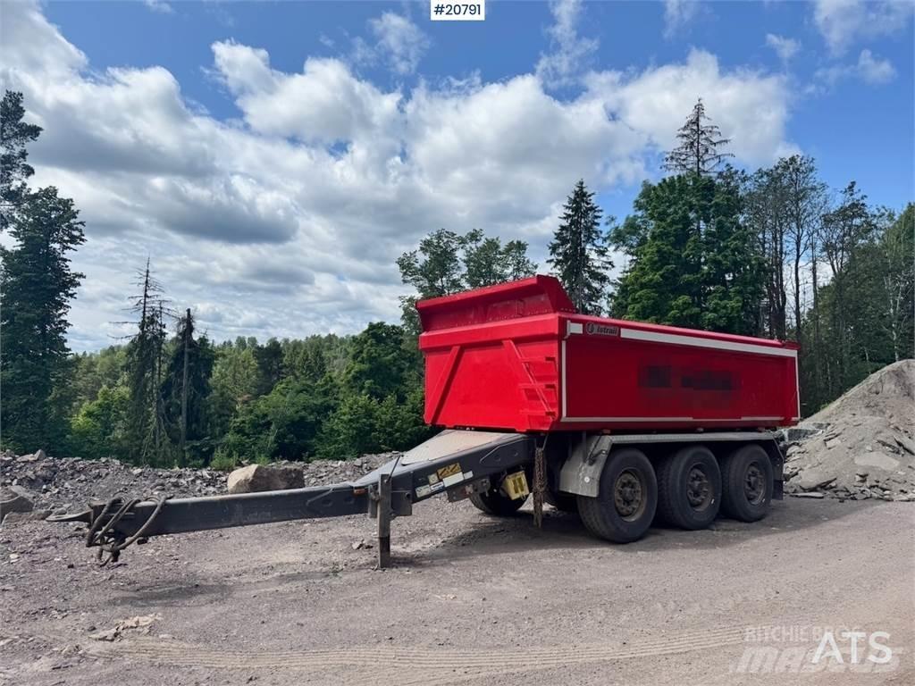 Istrail Trailer. Sklápěcí přívěsy