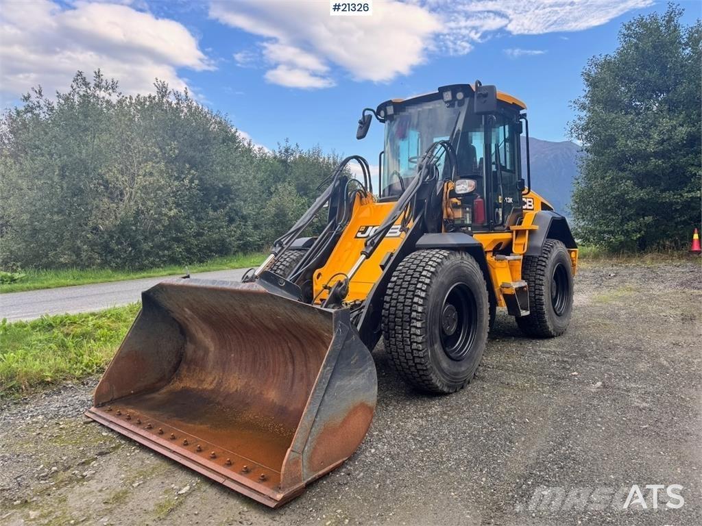 JCB 413K Kolové nakladače
