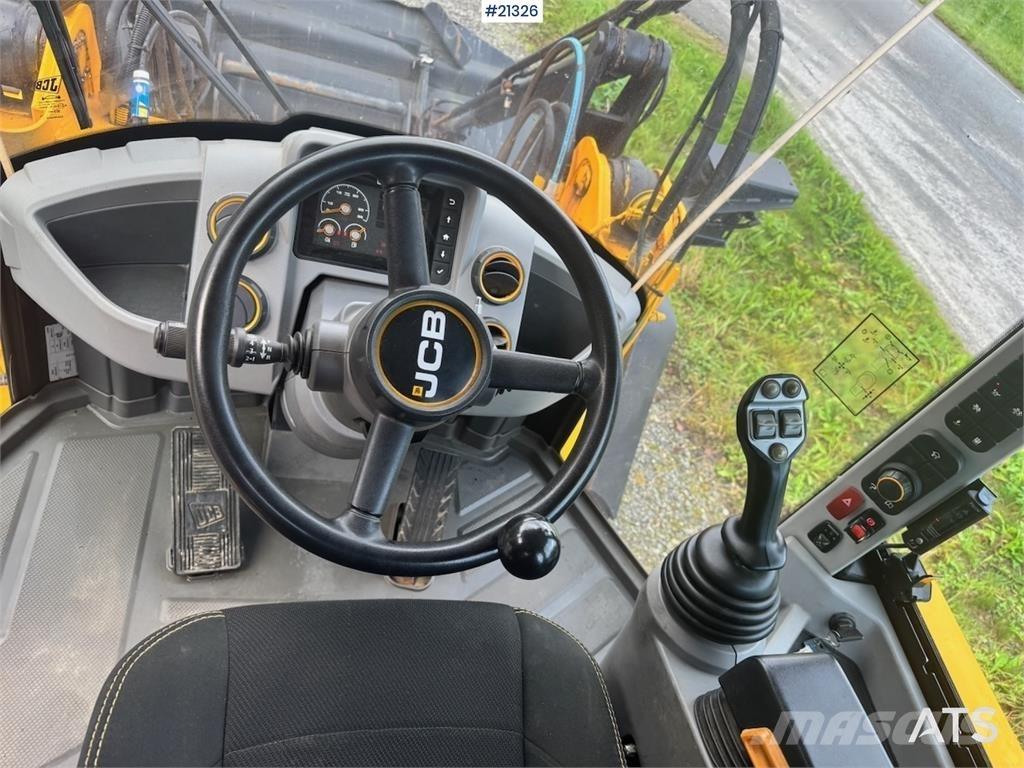 JCB 413K Kolové nakladače