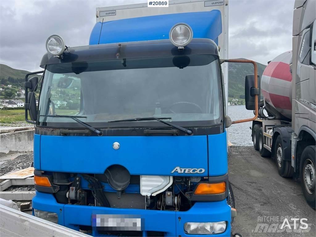 Mercedes-Benz 1523 Skříňová nástavba