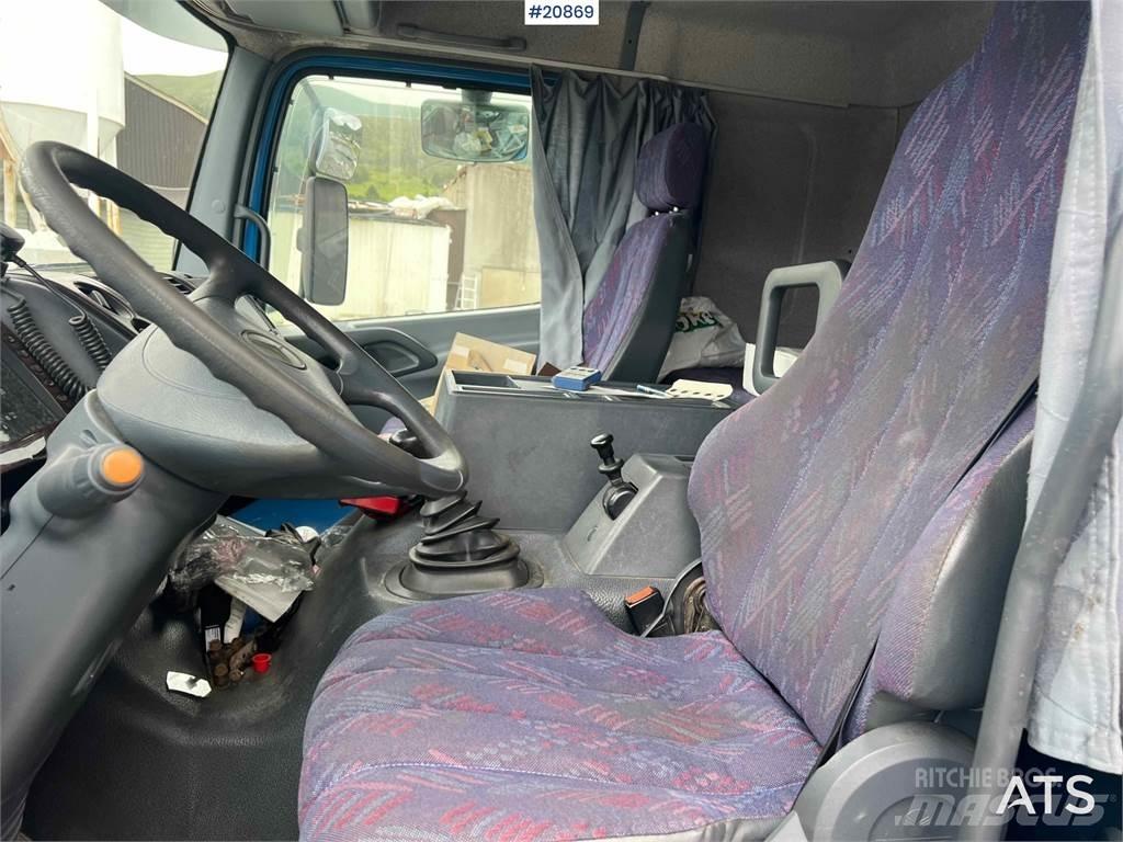 Mercedes-Benz 1523 Skříňová nástavba